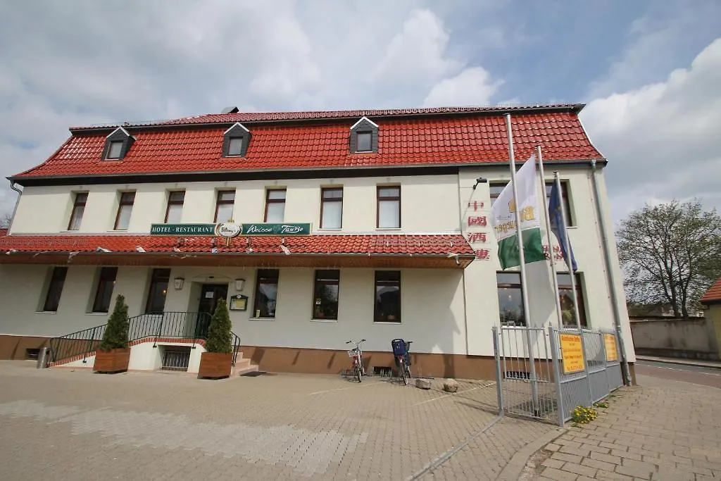 Hotel Weisse Taube-1