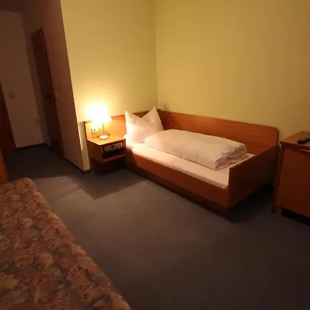 Hotel Weisse Taube-3